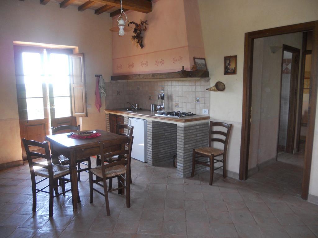 Agriturismo Tenuta Roccaccia Πιτιλιάνο Εξωτερικό φωτογραφία
